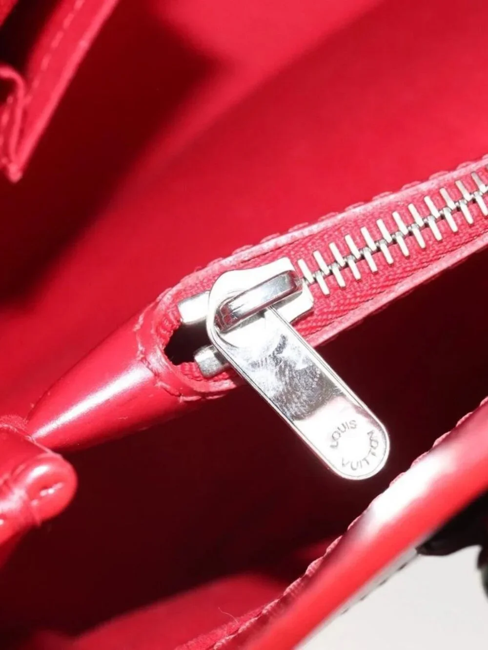 LOUIS VUITTON Epi Passy PM Hand Bag Red M5926E LV Auth yk19943 - Picture 10 of 16